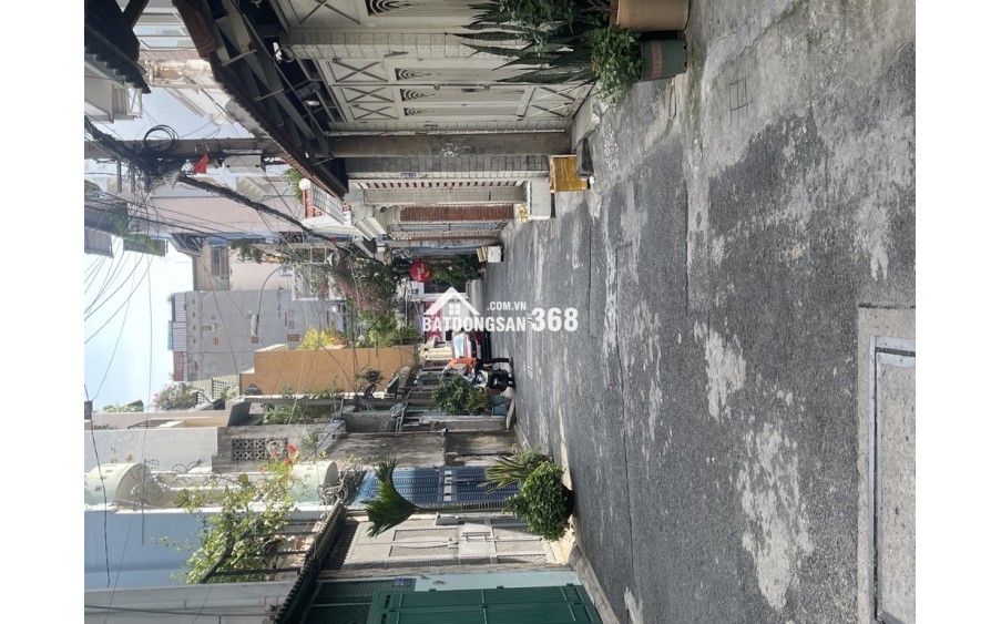 Nhà Hoàng Hoa Thám - K300 -Tân Bình - 7.5x15x5 Tầng - Chỉ nhỉn 8 tỷ - Hẻm 6M